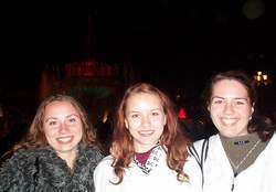 Nestia, Oxana et Katia, tudiantes en franais  Khabarovsk
